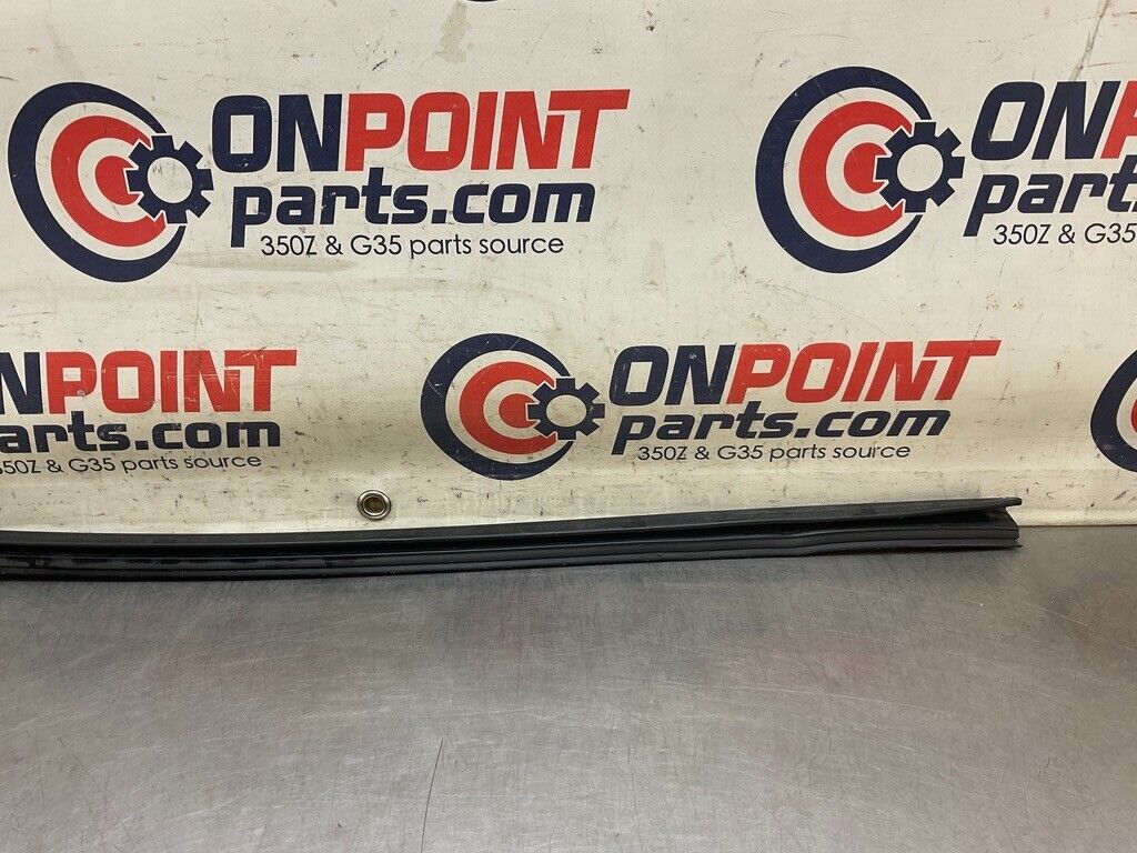 2007 BMW E92 328xi Driver Left Inner Door Window Belt Weatherstrip OEM 13BCSF7 - On Point Parts Inc