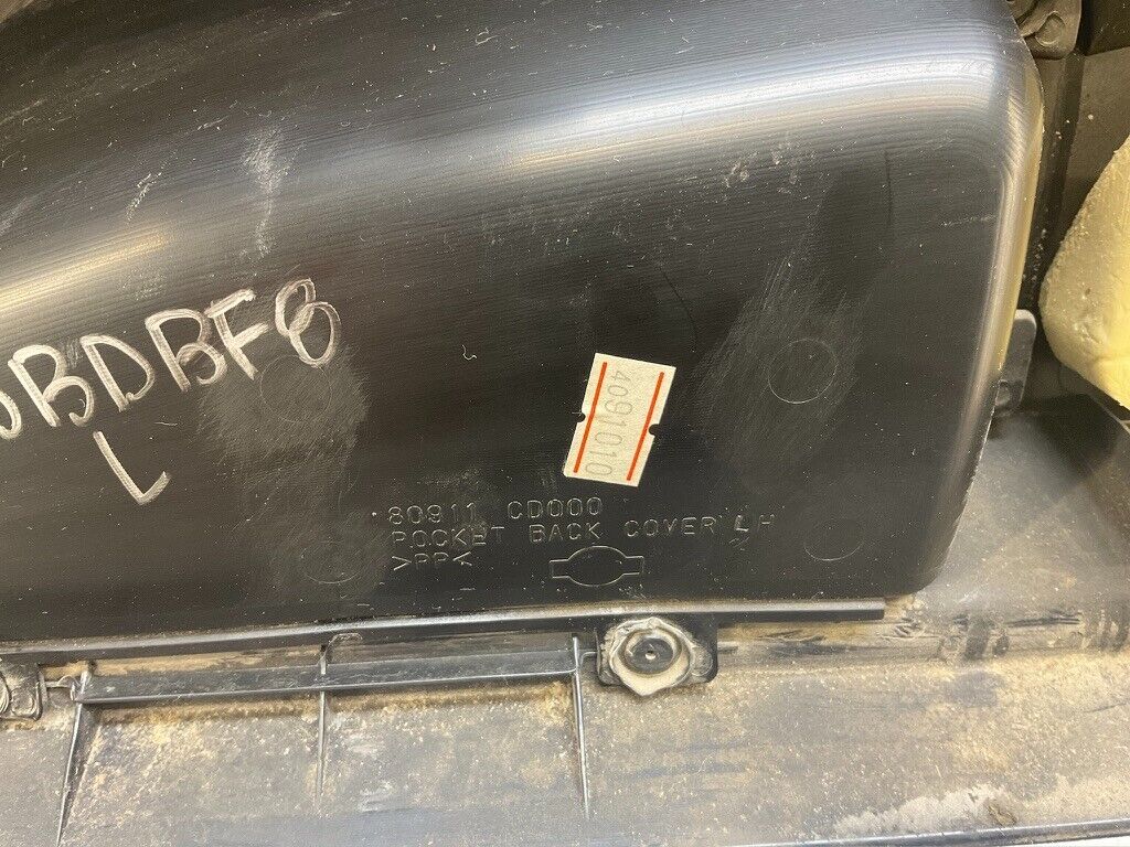 2005 Nissan Z33 350Z Driver Left Door Panel OEM 15BDBF8 - On Point Parts Inc