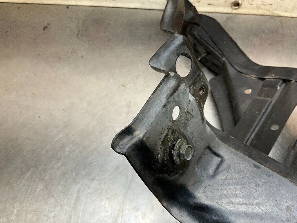 2004 Nissan Z33 350Z Passenger Right Headlight Basket Bracket Oem 25Bdqf3 - On Point Parts Inc