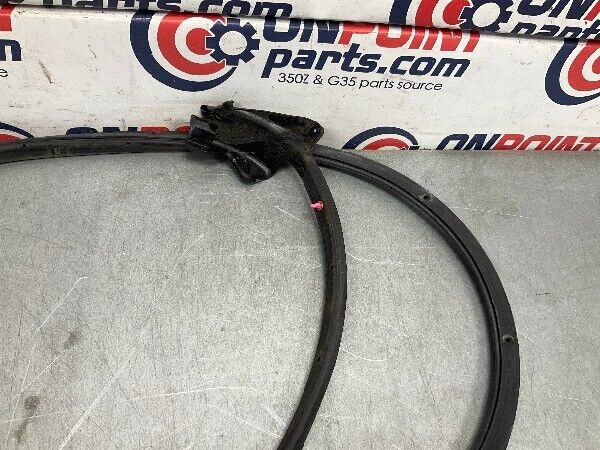 2008 Infiniti V36 G37 Front Passenger Door Shell Weatherstrip Seal Oem 24Bfkfe - On Point Parts Inc