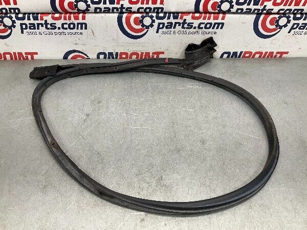 2008 Infiniti V36 G37 Front Passenger Door Shell Weatherstrip Seal Oem 24Bfkfe - On Point Parts Inc