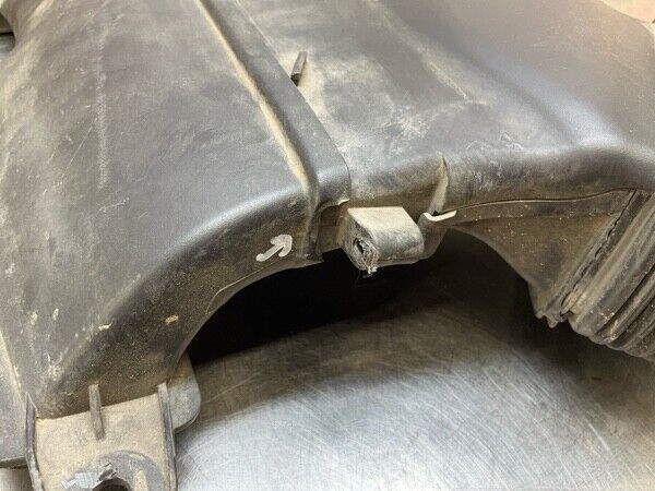 2007 Bmw E92 328I Air Intake Inlet Duct Oem 23Bg6Fi - On Point Parts Inc