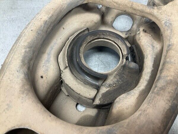 2007 Bmw E92 328I Rear Passenger Suspension Coil Spring Bucket Oem 23Bg6Fk - On Point Parts Inc