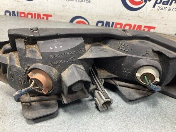 2004 Nissan Z33 350Z Rear Driver Turn Signal Assembly Oem 22Bgwf2 - On Point Parts Inc