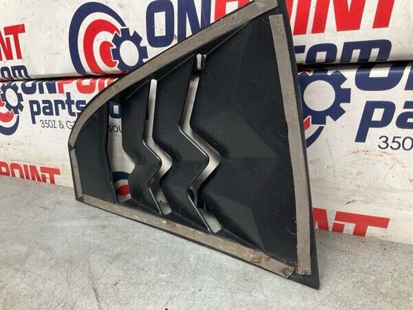 2004 Nissan Z33 350Z Driver Quarter Glass Window Louver Cover Trim  22Bgwfc - On Point Parts Inc