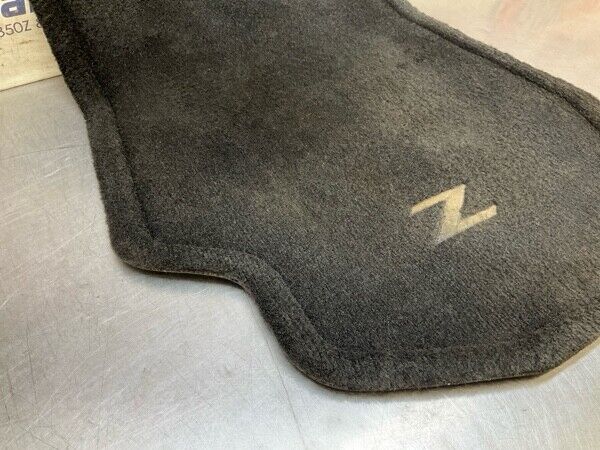 2004 Nissan Z33 350Z Passenger Carpet Floor Mat Oem 22Bgwf9 - On Point Parts Inc