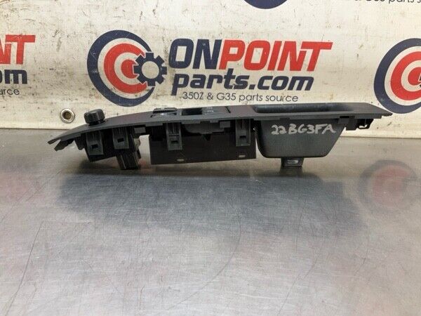2005 Nissan Z33 350Z Front Driver Master Door Window Lock Switch Oem 22Bg3Fa - On Point Parts Inc