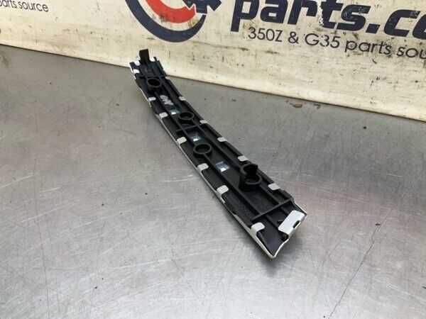 2005 Nissan Z33 350Z Passenger Door Panel Grab Handle Finisher Trim Oem 22Bg3Fe - On Point Parts Inc