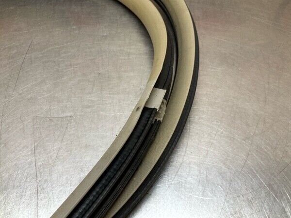 2008 Infiniti V36 G37 Front Driver Door Frame Weatherstrip Seal Oem 25Bg5Fa - On Point Parts Inc