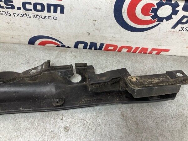2008 Infiniti V36 G37 Front Passenger Hood Panel Weatherstrip Seal Oem 25Bg5Fe - On Point Parts Inc