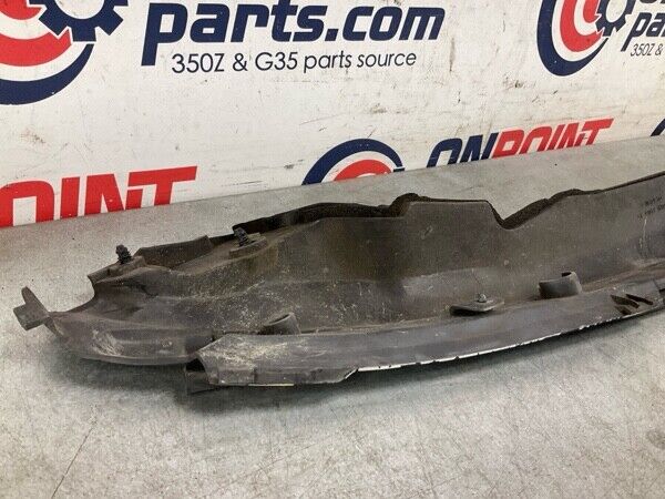 2008 Infiniti V36 G37 Front Passenger Hood Panel Weatherstrip Seal Oem 25Bg5Fe - On Point Parts Inc