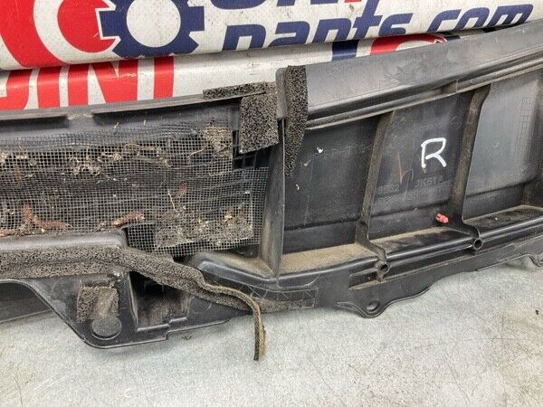 2008 Infiniti V36 G37 Front Windshield Cowl Wiper Cover Panel Oem 25Bg5F3 - On Point Parts Inc