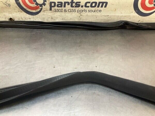 2017 Infiniti V37 Q60 Front Driver Door Frame Weatherstrip Seal Oem 14Bhgfa - On Point Parts Inc