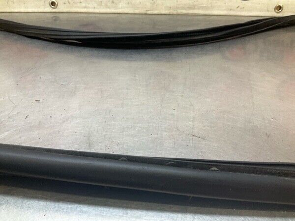 2017 Infiniti V37 Q60 Front Driver Door Frame Weatherstrip Seal Oem 14Bhgfa - On Point Parts Inc