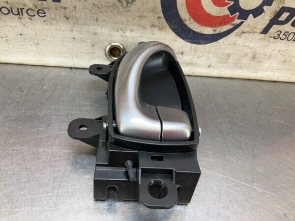 2017 Infiniti V37 Q60 Front Passenger Interior Door Handle Oem 14Bhgfe - On Point Parts Inc