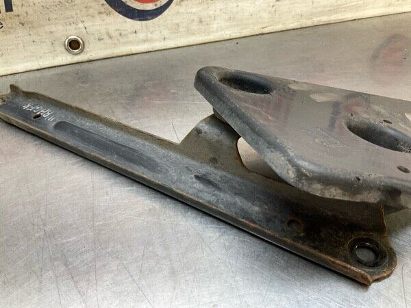 2017 Infiniti V37 Q60 Rear Passenger Frame Mount Stay Brace Bracket Oem 14Bhgfk - On Point Parts Inc