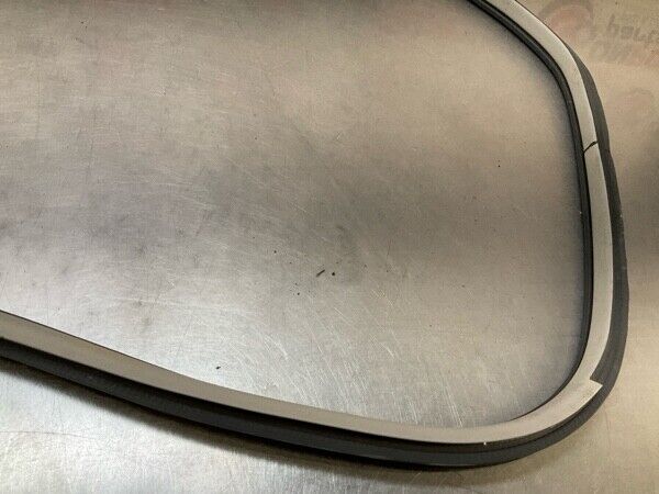 2006 Infiniti V35 G35 Rear Passenger Door Frame Weatherstrip Seal Oem 23Bh1Fe - On Point Parts Inc