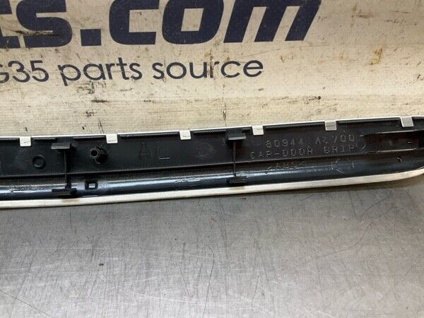 2006 Infiniti V35 G35 Rear Door Panel Grab Handle Finisher Trim Oem 23Bh1Fe - On Point Parts Inc