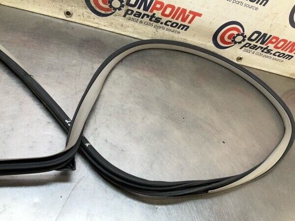 2006 Infiniti V35 G35 Front Passenger Door Frame Weatherstrip Seal Oem 23Bh1Fe - On Point Parts Inc