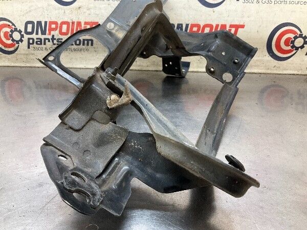 2005 Nissan Z33 350Z Front Driver Headlight Basket Bracket Oem 15Bijf3 - On Point Parts Inc