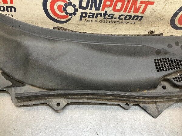 2005 Nissan Z33 350Z Front Windshield Cowl Wiper Cover Panel Oem 15Bijf3 - On Point Parts Inc