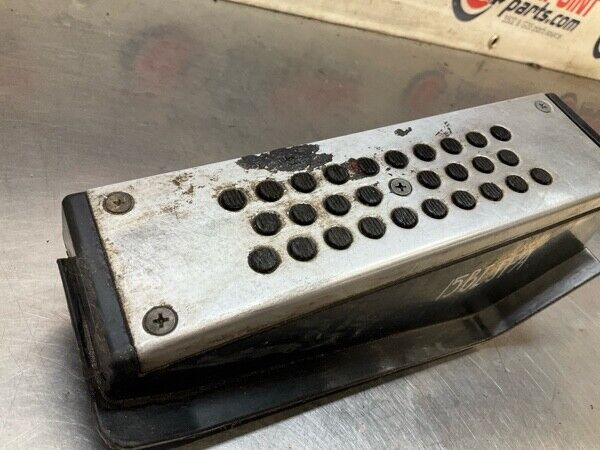 2005 Nissan Z33 350Z Front Driver Dead Pedal Foot Rest Oem 15Bijfa - On Point Parts Inc