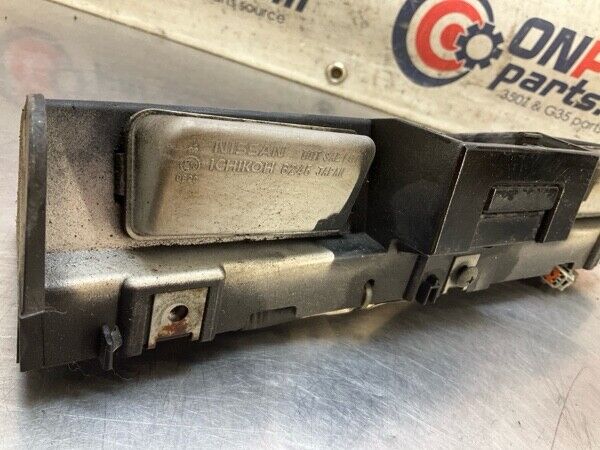 2005 Nissan Z33 350Z Rear License Plate Light Assembly Oem 15Bijfi - On Point Parts Inc