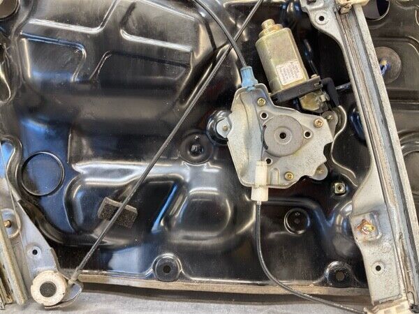 2006 Nissan Z33 350Z Passenger Window Motor Regulator Asm Oem 13Bjvf3 - On Point Parts Inc