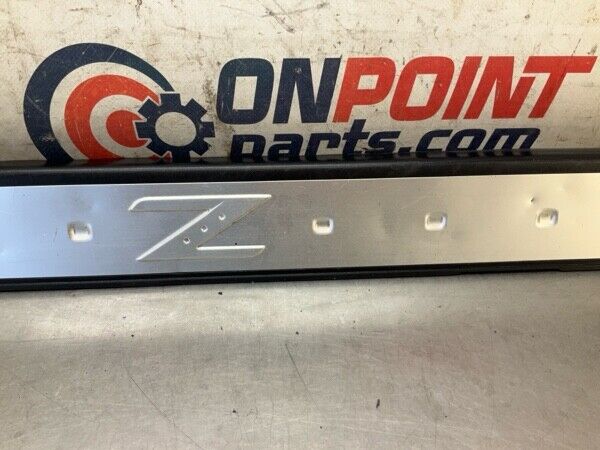 2006 Nissan Z33 350Z Passenger Door Threshold Kick Plate Trim Oem 13Bjvf7 - On Point Parts Inc