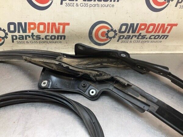 2011 Infiniti V36 G37 Convertible Interior Trunk Weatherstrip Seal Oem 24Bklfi - On Point Parts Inc
