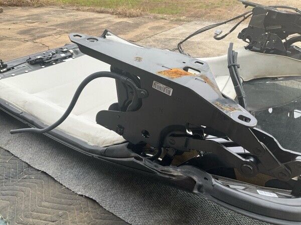 2011 Infiniti V36 G37 Convertible Hardtop Roof Assembly Oem 24Bklf0 - On Point Parts Inc