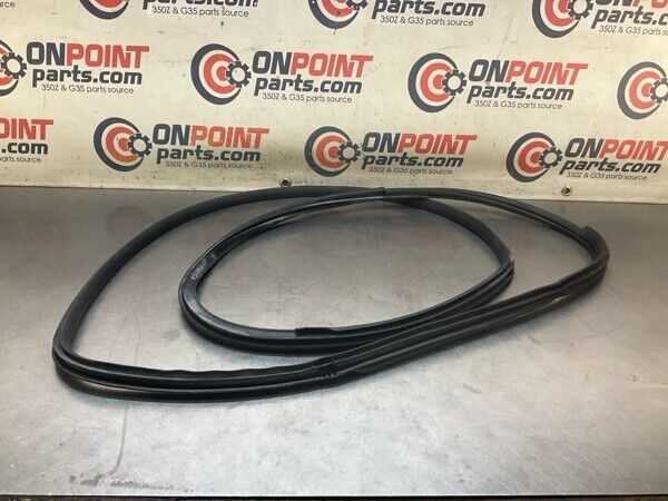 2007 Infiniti V35 G35 Front Driver Door Frame Weatherstrip Oem 14Bkyfa - On Point Parts Inc