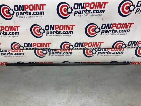 2007 Infiniti V35 G35 Front Driver Door Window Felt Weatherstrip Oem 14Bkyf2 - On Point Parts Inc