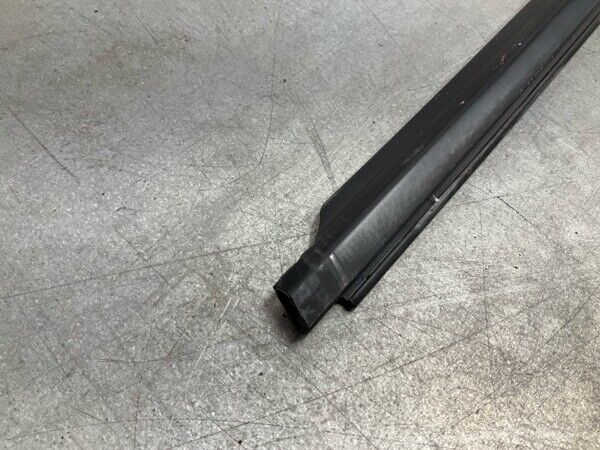 2007 Infiniti V35 G35 Front Driver Door Window Felt Weatherstrip Oem 14Bkyf2 - On Point Parts Inc
