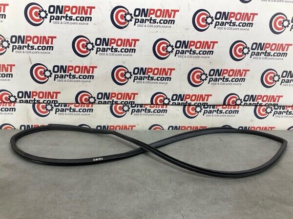 2008 Nissan Z33 350Z Front Passenger Door Frame Weatherstrip Oem 21Bljfk - On Point Parts Inc
