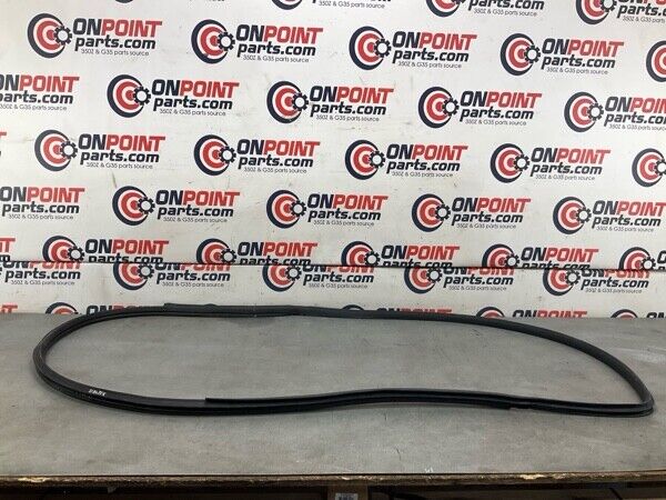 2008 Nissan Z33 350Z Front Passenger Door Frame Weatherstrip Oem 21Bljfk - On Point Parts Inc