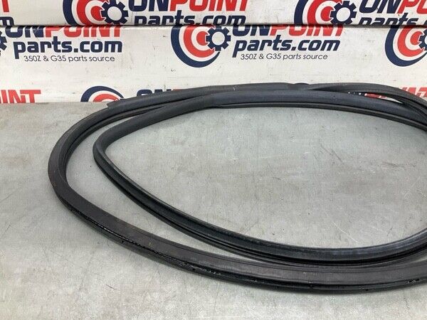 2008 Nissan Z33 350Z Front Passenger Door Frame Weatherstrip Oem 21Bljfk - On Point Parts Inc