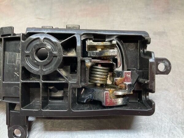 2013 Nissan A35 Maxima Front Driver Interior Door Handle Oem 11Bagga - On Point Parts Inc