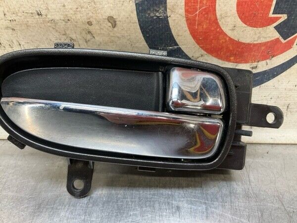 2013 Nissan A35 Maxima Front Passenger Interior Door Handle Oem 11Bagge - On Point Parts Inc