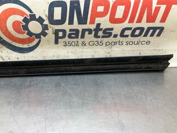2013 Nissan A35 Maxima Front Driver Door Panel Window Felt Strip Oem 11Bagg7 - On Point Parts Inc