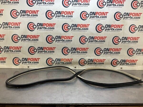 2013 Nissan A35 Maxima Front Passenger Door Frame Weatherstrip Oem 11Baggk - On Point Parts Inc