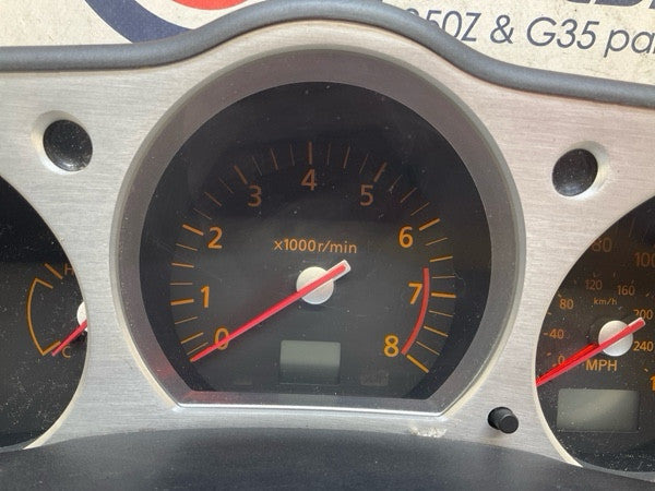 2004 Nissan Z33 350Z Speedometer Instrument Gauge Cluster AT 118k Oem 15Bapga - On Point Parts Inc