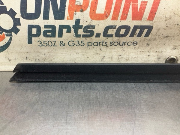 2012 Infiniti V36 G37 Front Driver Door Panel Window Felt Strip Oem 24Bcdg7 - On Point Parts Inc