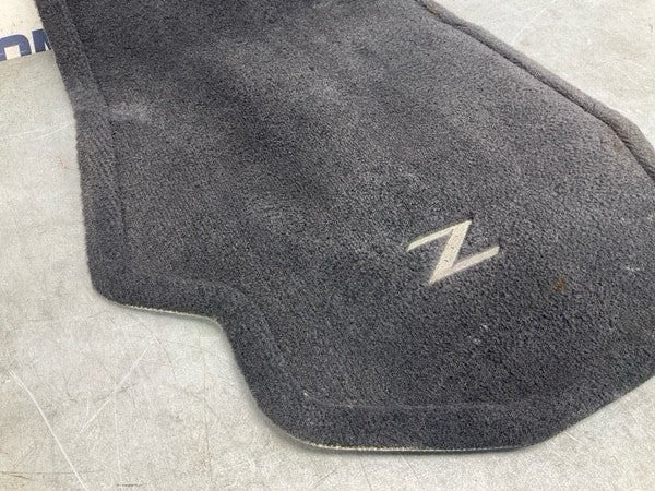 2005 Nissan Z33 350Z Front Passenger Carpet Floor Mat Oem 14Bcrg9 - On Point Parts Inc