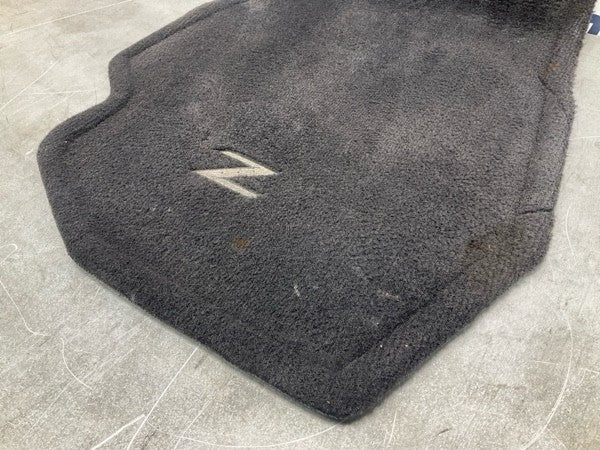 2005 Nissan Z33 350Z Front Passenger Carpet Floor Mat Oem 14Bcrg9 - On Point Parts Inc