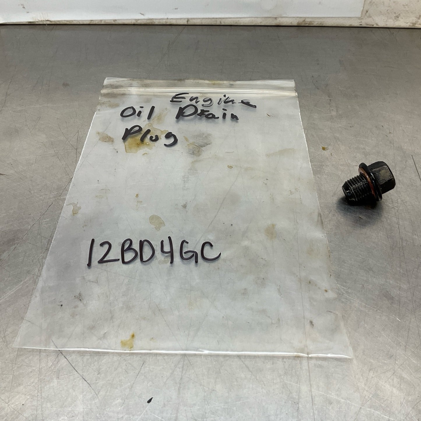 2015 Infiniti V36 G37 Engine Oil Drain Plug Oem 12Bd4Gc - On Point Parts Inc