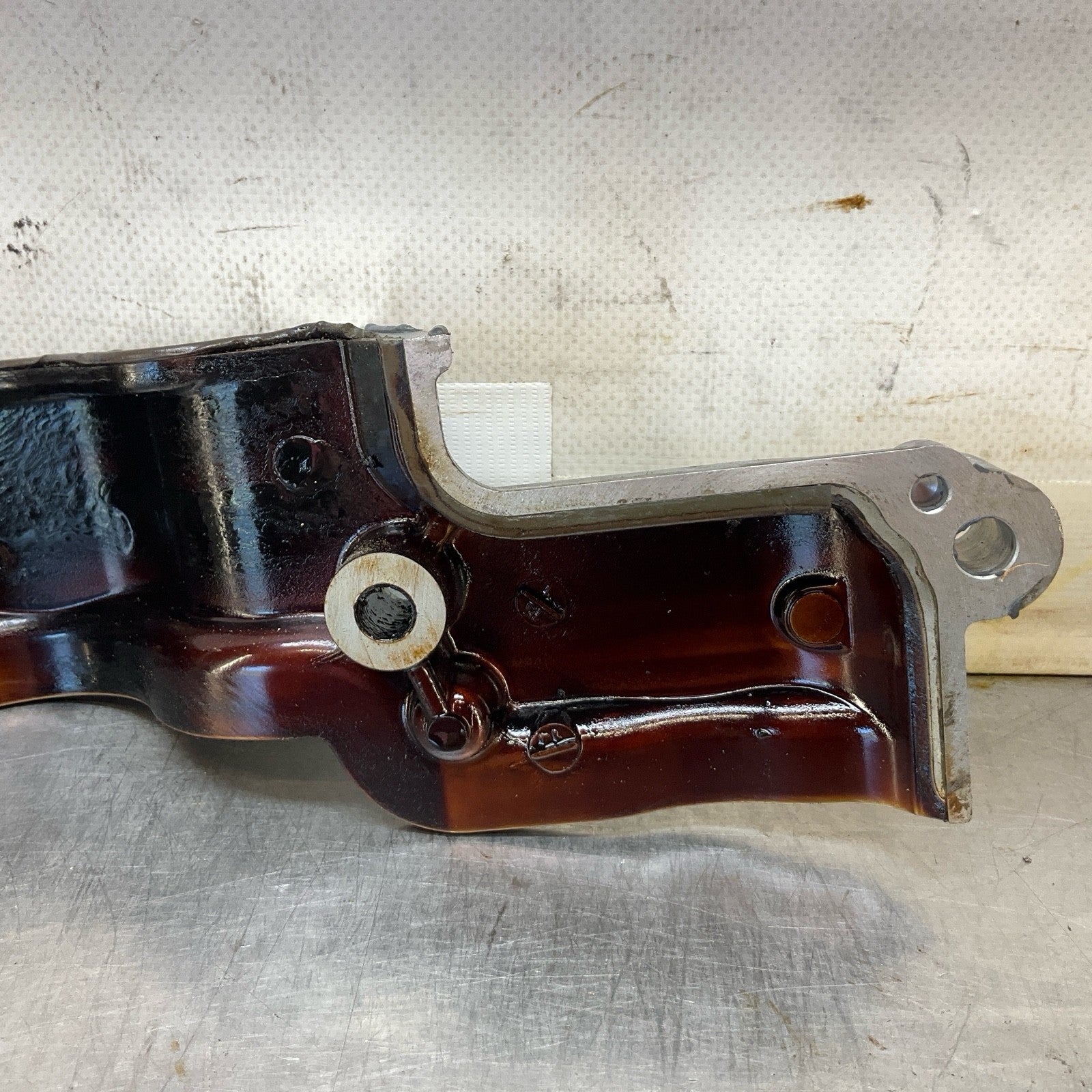 08-15 G35 G37 Q50 Q60 Passenger Vq37Vhr Camshaft Angle Sensor Cover Oem 12Bd4Gk - On Point Parts Inc