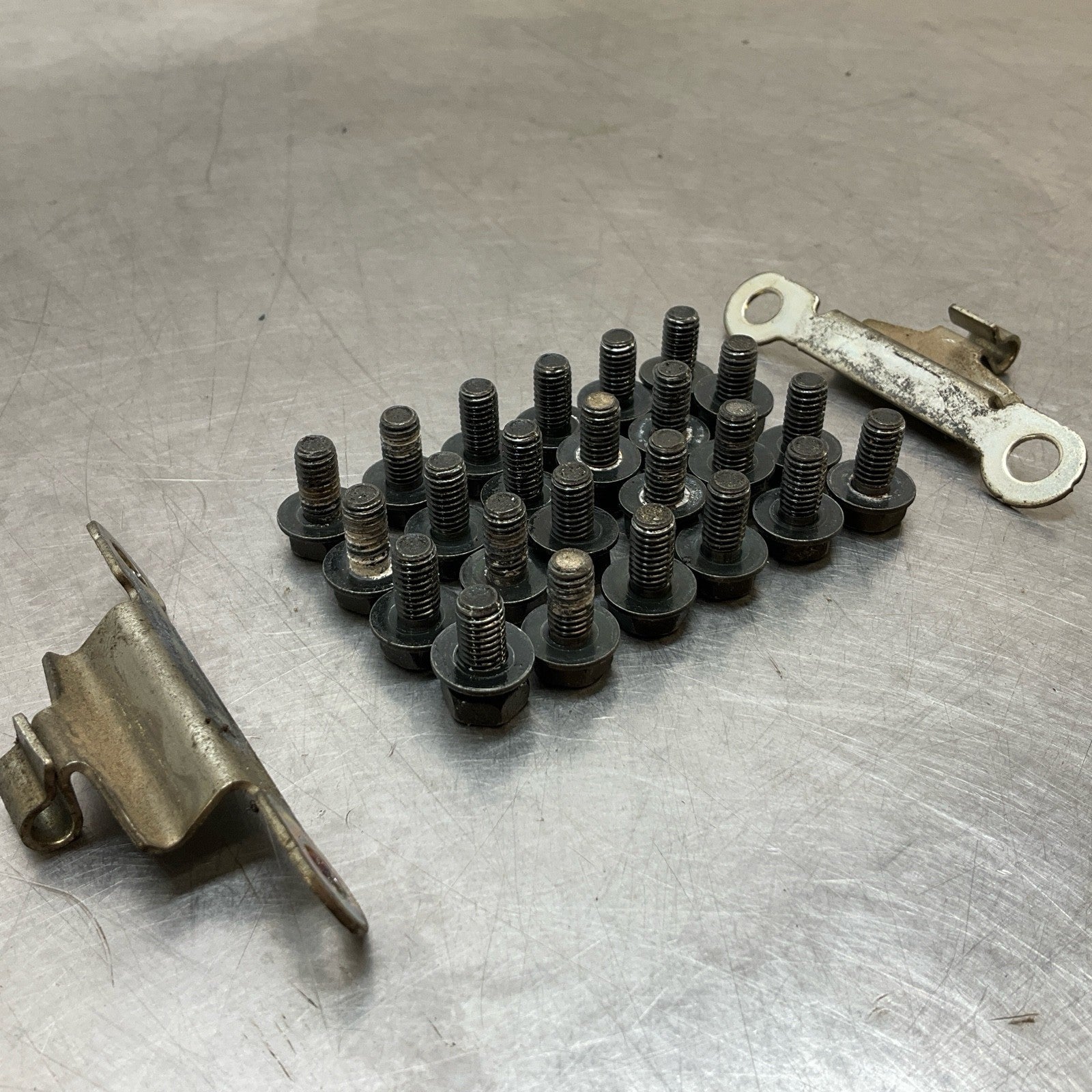 2015 Infiniti V36 G37 A/T Oil Pan Hardware Oem 12Bd4Gi - On Point Parts Inc