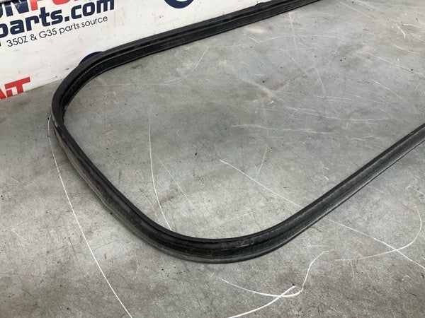03-09 Nissan 350Z Convertible Trunk Frame Weatherstrip 84830CE400 OEM 24Bbqgi