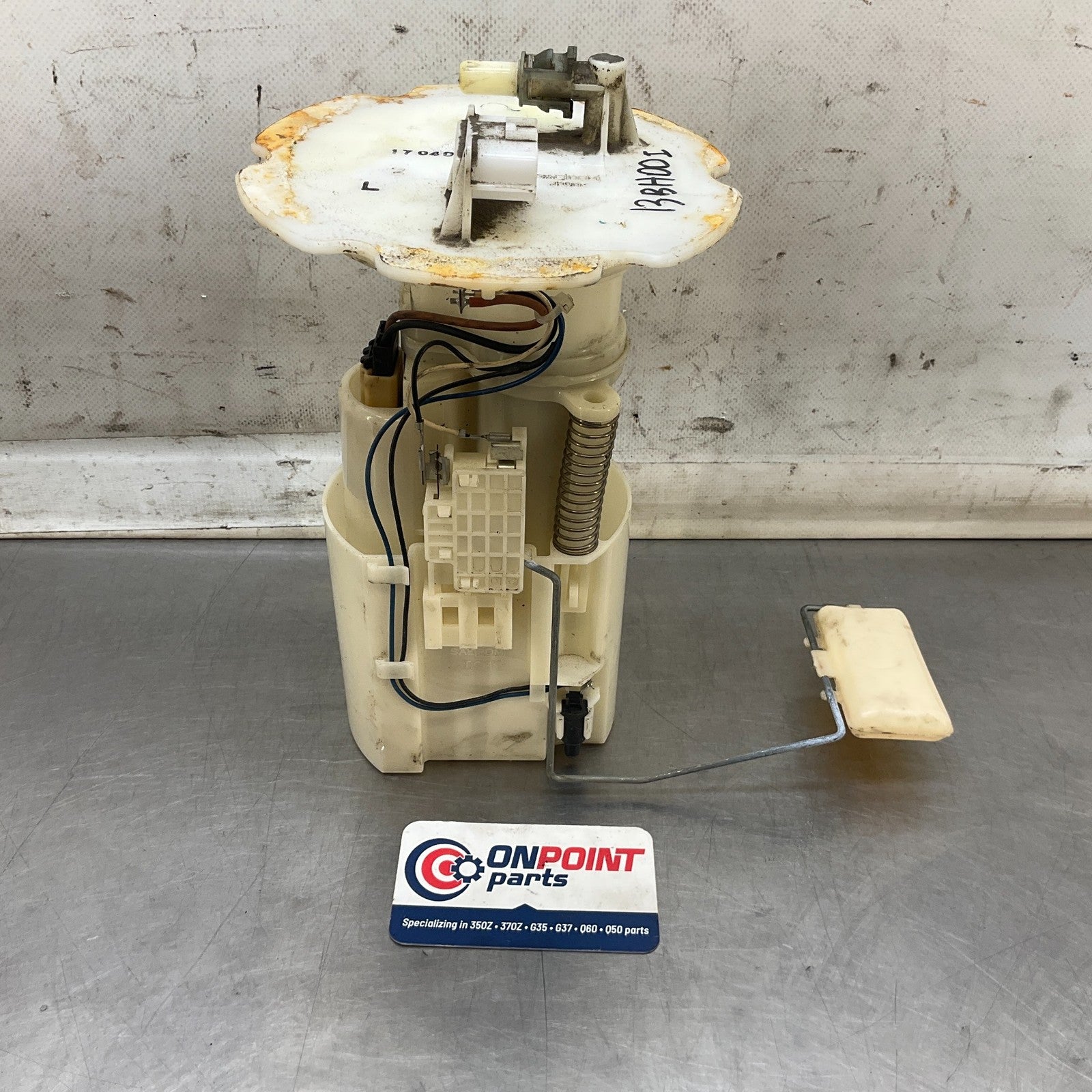 03-05 Nissan 350Z VQ35DE 3.5L V6 Fuel Pump Assembly 17040CD000 OEM 13BHDDI